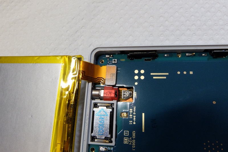 スマートフォンの電池交換に挑戦～Sony Xperia Z3 Compact